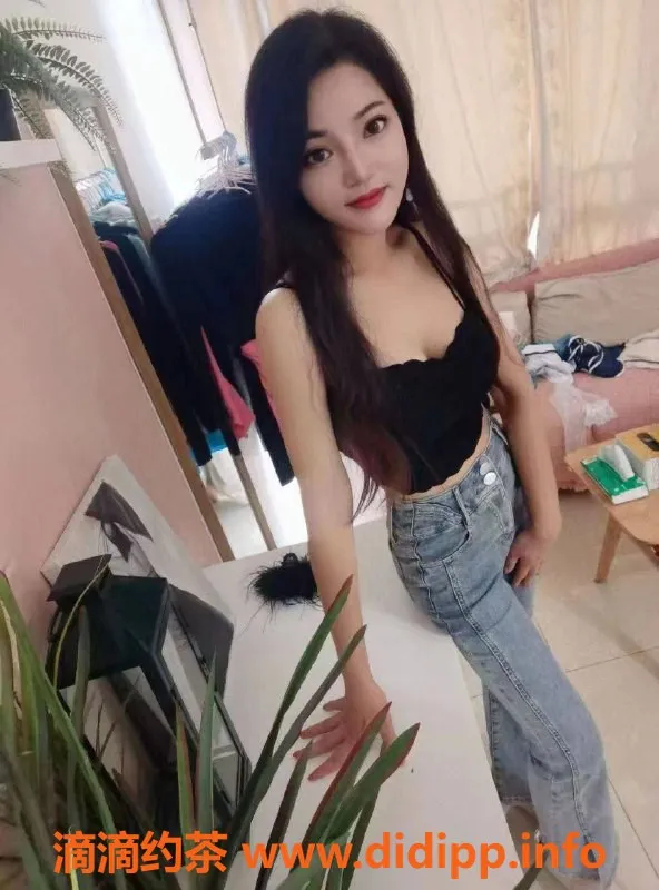 广州楼凤-海珠欢欢，69激情体验，口爆服务热卖