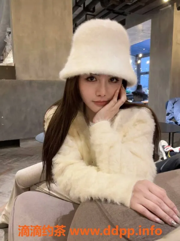 佛山楼凤-佛山热门全裸慢摇，439元70分钟激情体验