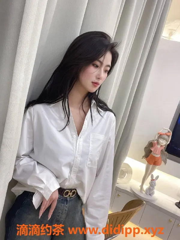 杭州楼凤-余杭区鬼鬼，身材168、55kg，D罩杯，超值服务！