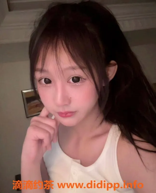 杭州楼凤-滨江区韩小冉，嫩妹美少女，166cm 45kg 1200元