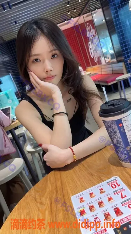 佛山楼凤资源信息,南海辰辰，1400PP舌吻服务，视频认证