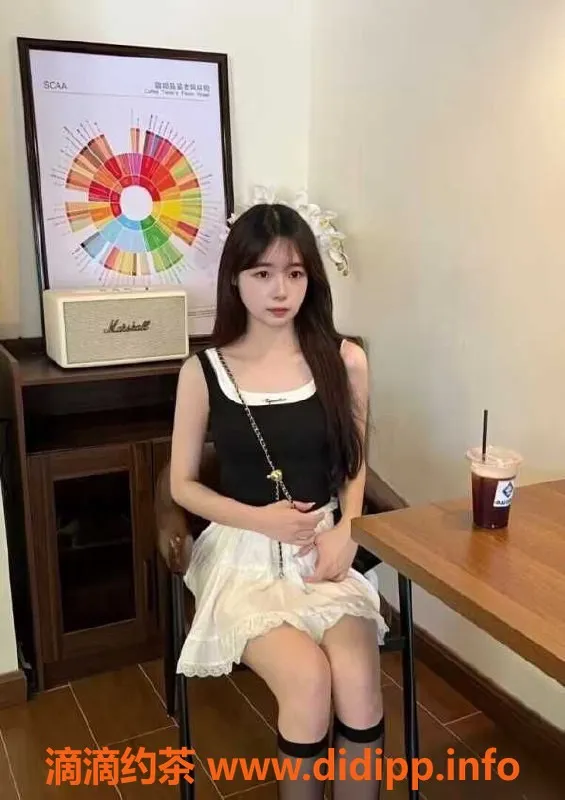 广州楼凤资源信息,黄埔朵朵，165cm/46kg，22岁优质服务