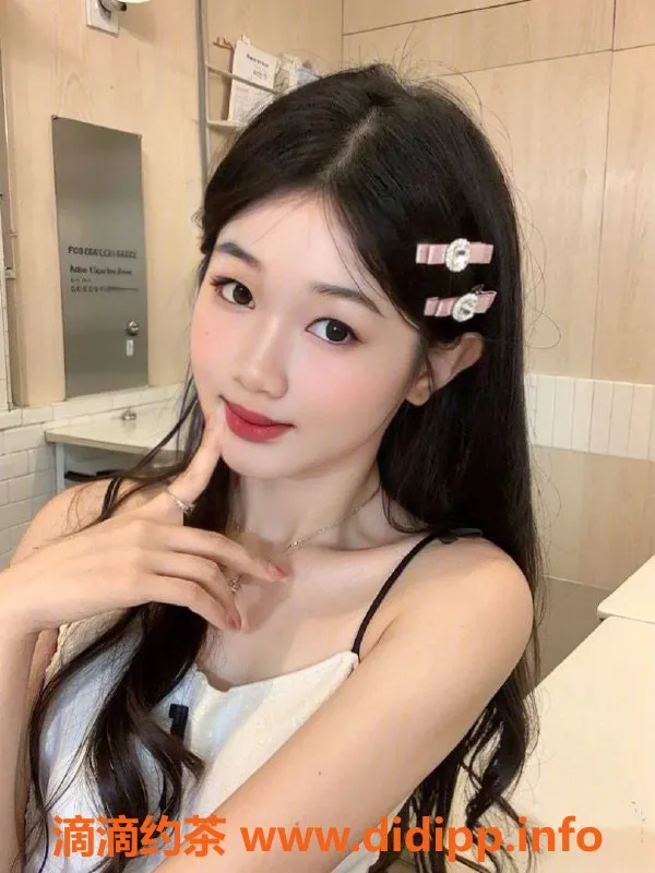 深圳楼凤资源信息,宝安芷晴，750元舌吻69，身享调情快感