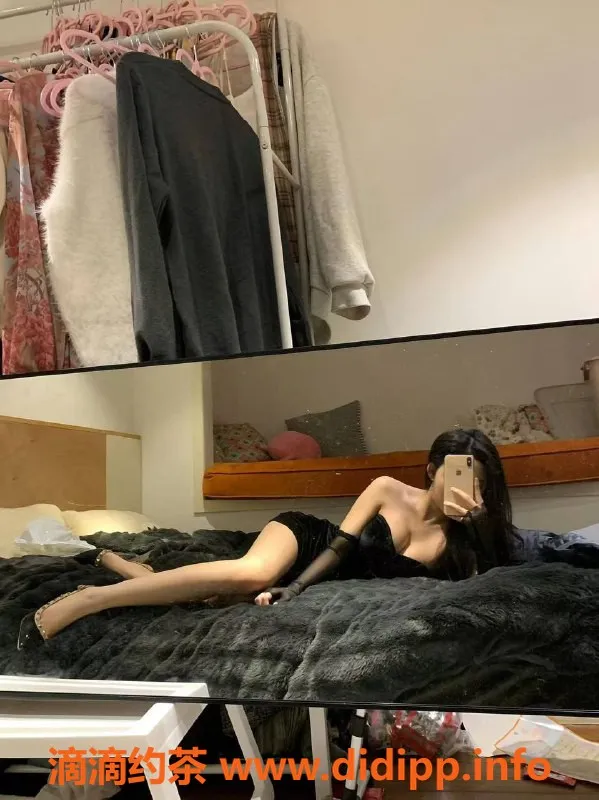 北京楼凤-丰台甜美暴乳美妞，身高168，三通服务