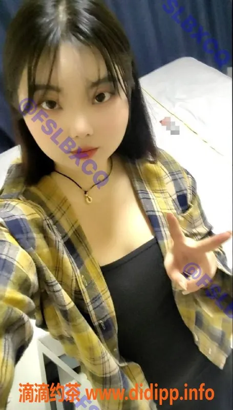 佛山楼凤-禅城小丽，500p超值服务，舌吻邀你来尝试！