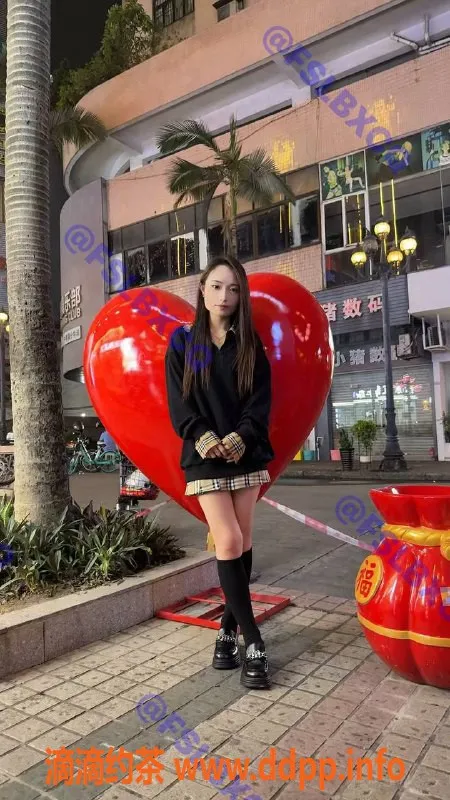 佛山楼凤-顺德大良静静，600元体验超赞服务