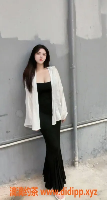 上海楼凤资源信息,普陀肉肉，22岁D罩杯，口活一流！