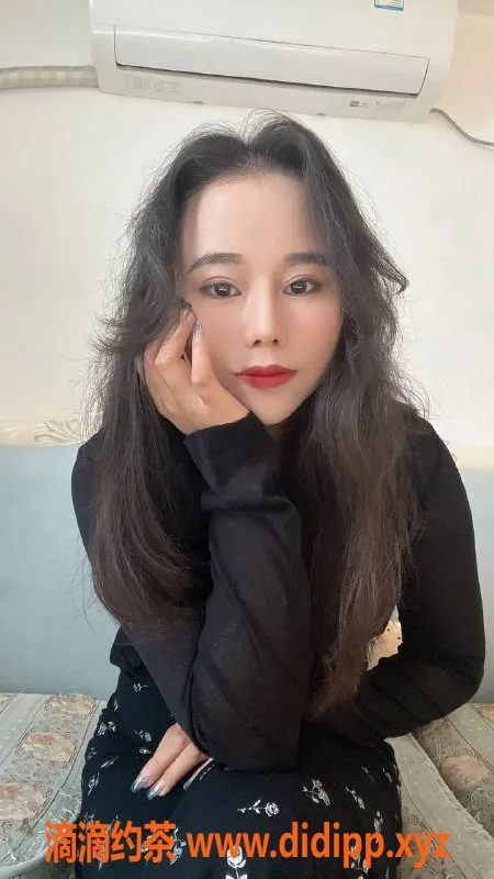 佛山楼凤-南海薇薇，600元D1享舌吻服务