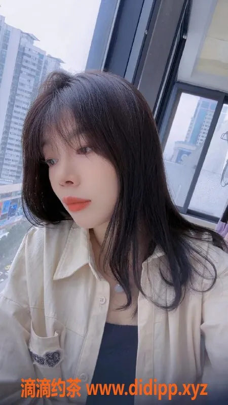 广州楼凤-天河岗顶简儿，400起，夜课服务优质体验