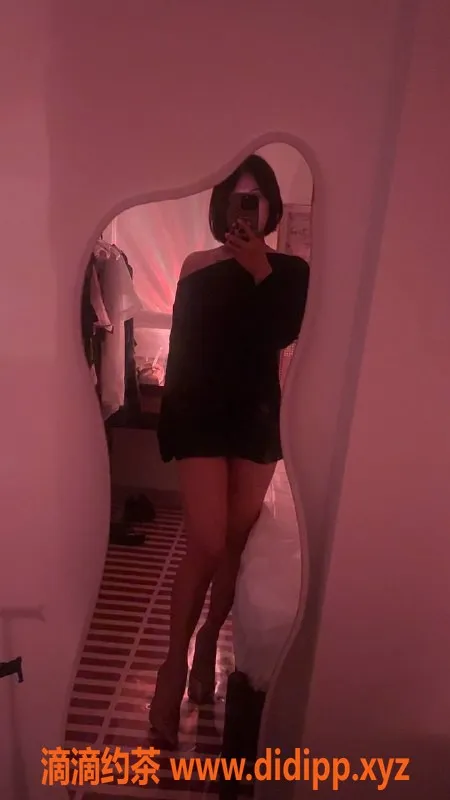 南京楼凤-建邺区御姐韩雪，身高167，价格7