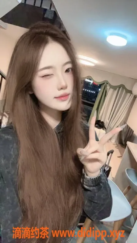 佛山楼凤-南海桂城芊阡，800元提供洗吹做服务