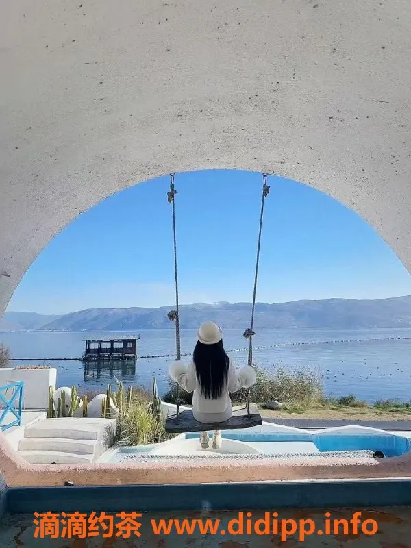 杭州外围-滨江小老虎，21岁D罩杯，超高颜值伴游