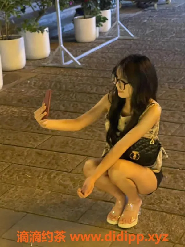 长沙楼凤-岳麓区梨子，163苗条，口调69服务，真实体验