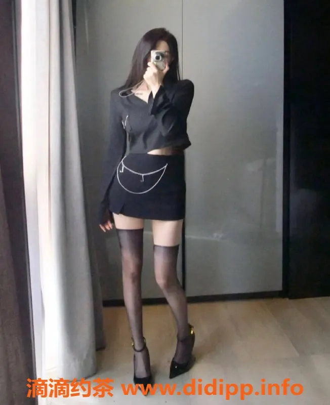 深圳楼凤-深圳南山女友感高颜艺人，2000元开课