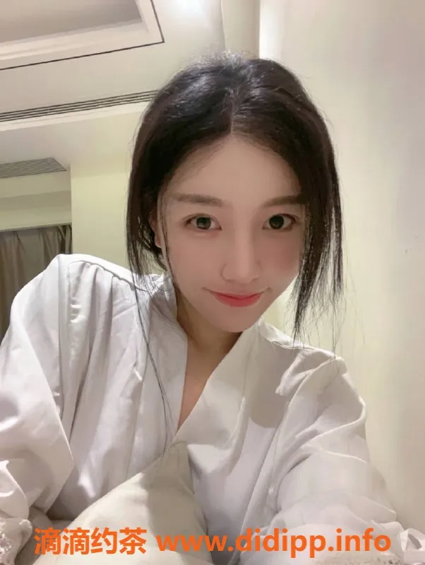 深圳楼凤-深圳南山女友感高颜艺人，2000元开课