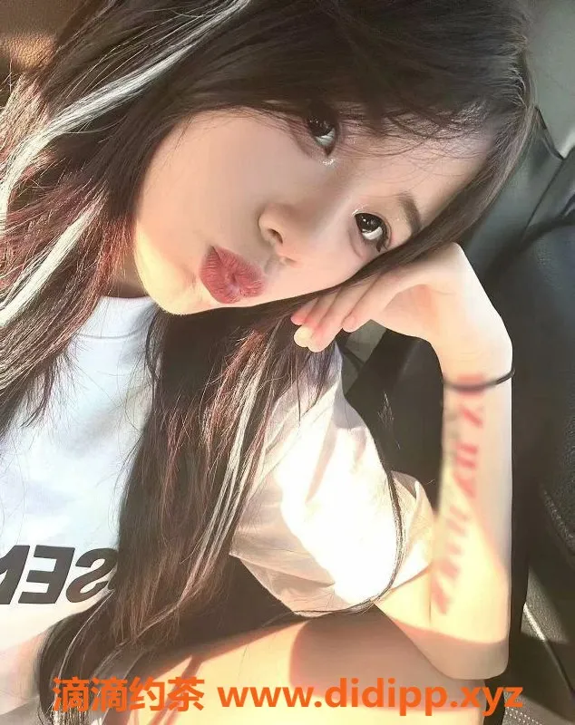 武汉楼凤-金地冰冰，甜美诱惑，价格实惠