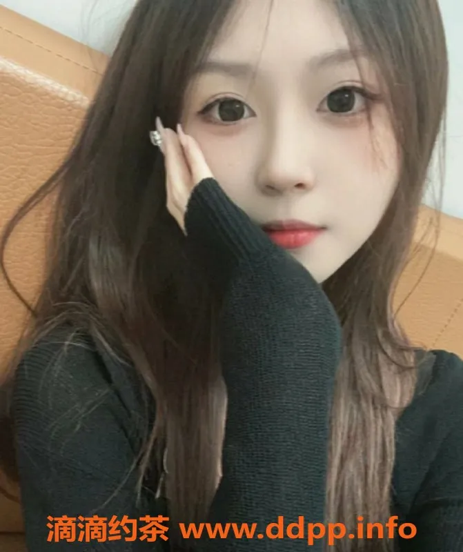 长沙楼凤-雨花区桐桐，21岁165cm，500元享鸳鸯浴