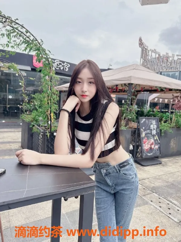 广州楼凤-天河小甜妹，1000元超值服务等你体验