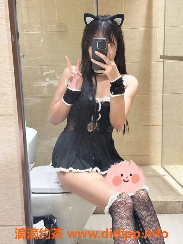 杭州楼凤-上城区小雯，价位700p，工兵福利限名额！