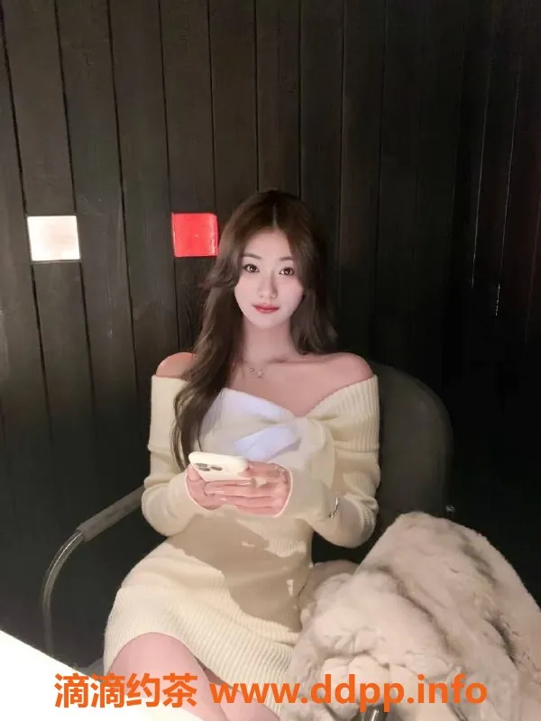 北京楼凤-朝阳区05年模特，身高170+天然C杯，温柔可亲
