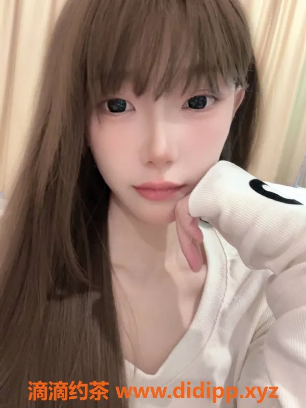 佛山楼凤-贝贝，禅城洗吹服务，600起，视频验证