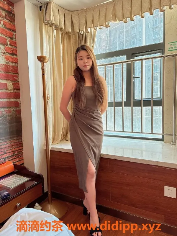 佛山楼凤-禅城甜橙，500P洗吹做服务尽享