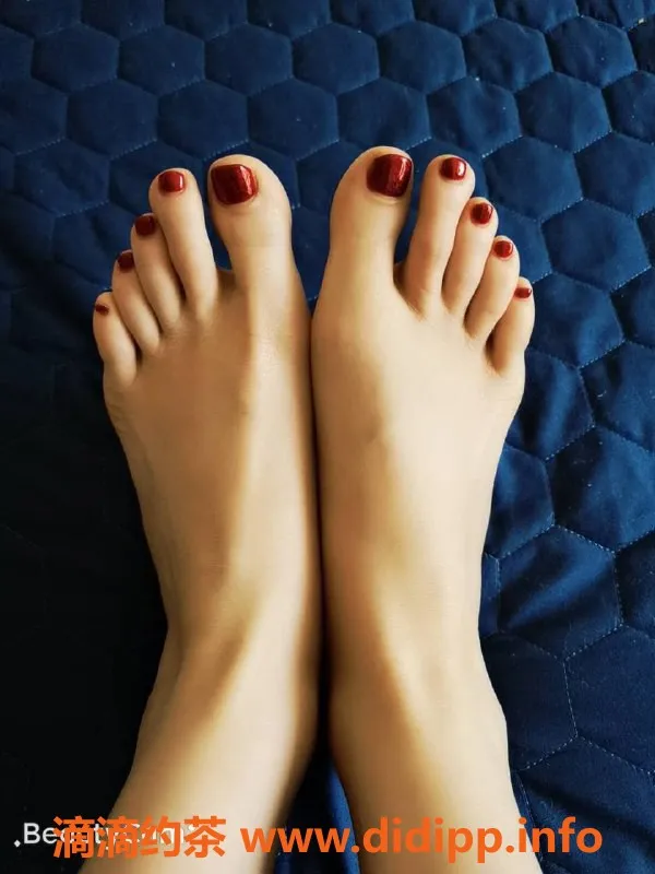 北京spa会所-朝阳熟女少妇168公分，专攻丝足调理，5️⃣张起