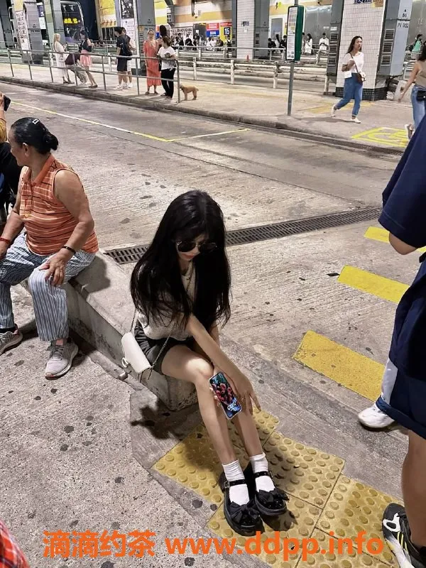 广州楼凤资源信息,番禺区柠七，性感尤物等你约会