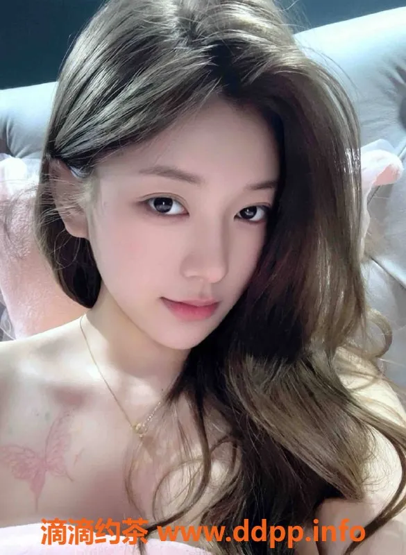 上海楼凤-浦东小岚，身高163，课费1800P，性感C罩杯