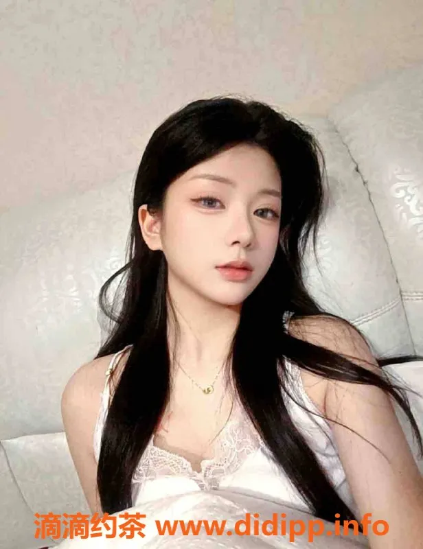 上海楼凤资源信息,浦东小岚，身高163，课费1800P，性感C罩杯