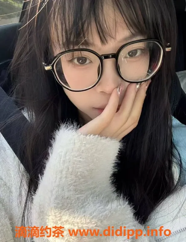 长沙楼凤-雨花区提莫，600p热情服务，尽享舌吻与69体验