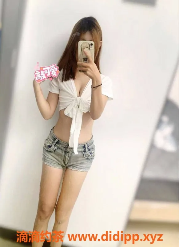 广州楼凤-佛山小狸，年轻嫩妹，提供69式服务