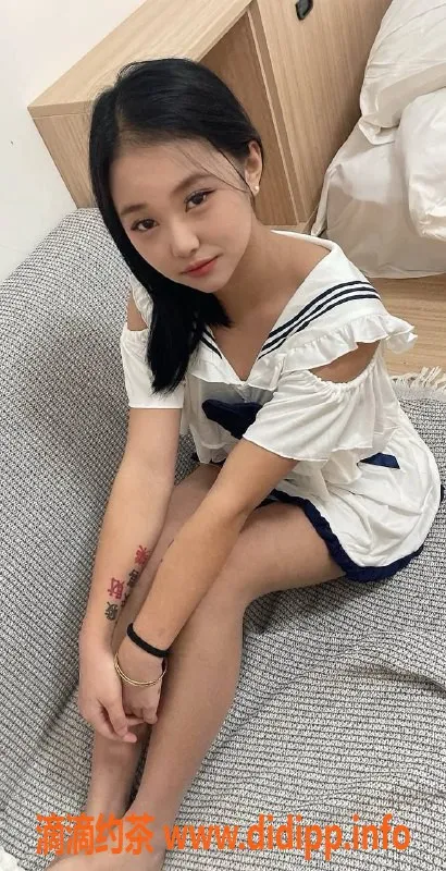 成都楼凤-成华区涵涵，158cm、80斤，亲密女友感服务