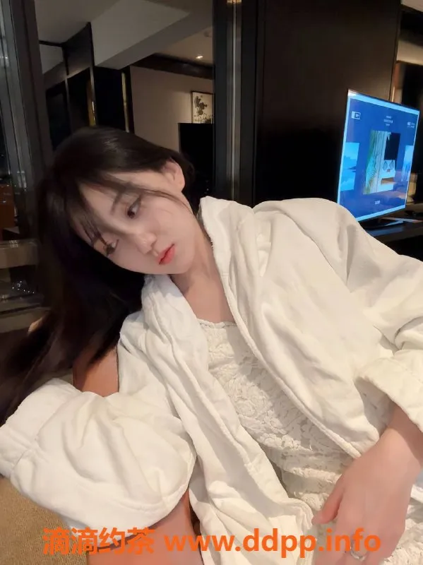 北京楼凤-朝阳三里屯童可可，精品妹子2500p体验