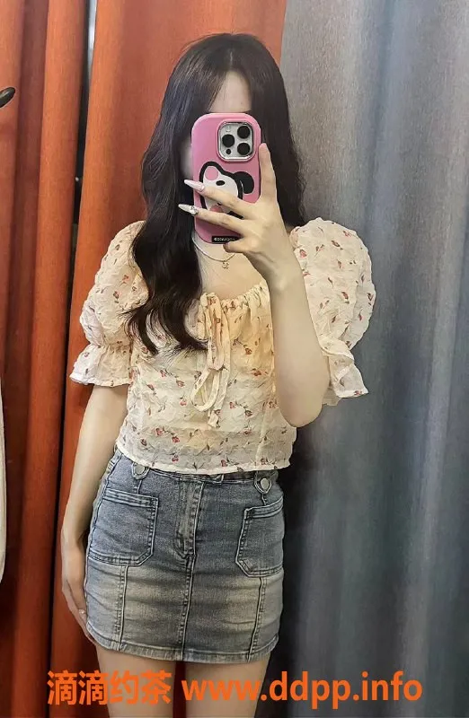 成都楼凤资源信息,成都小雨23岁嫩妹，160身高，优惠600元