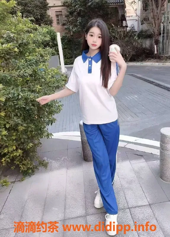 深圳楼凤-深圳南山小诗，18岁165cm，千元档嫩妹服务