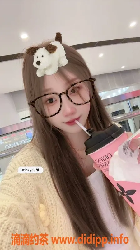 深圳楼凤-深圳南山18岁嫩妹玥玥；166b，1000元起