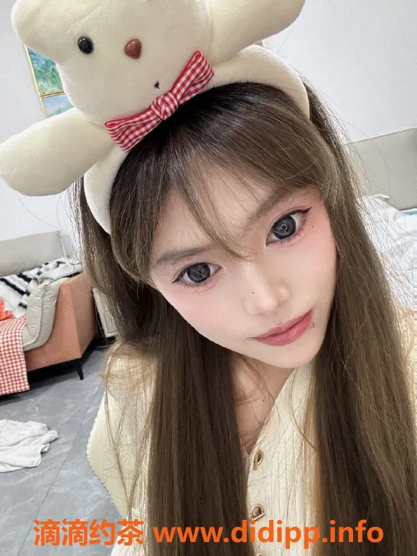 广州楼凤-天河小歪，嫩妹大长腿，6P夜课任你选