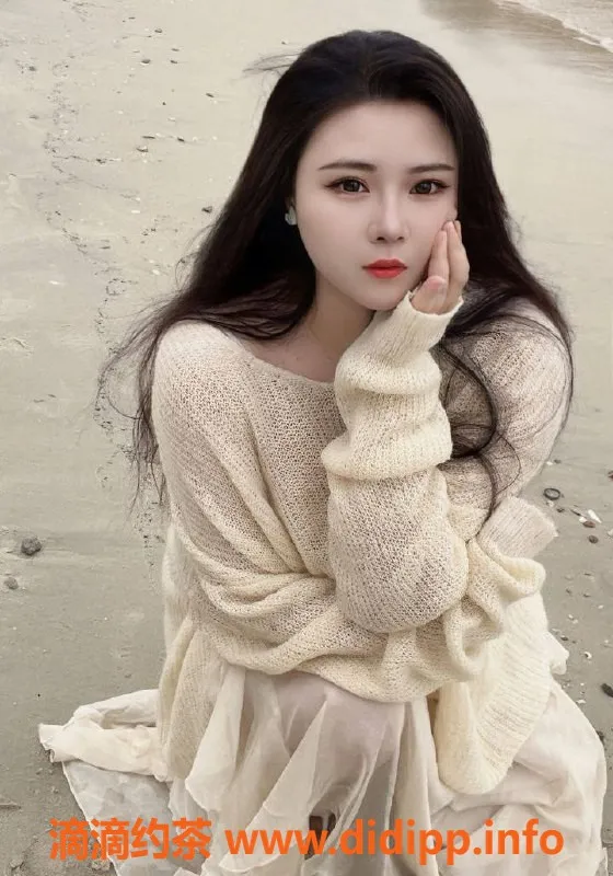 上海楼凤-普陀肉肉，162cm大胸美女，700元起