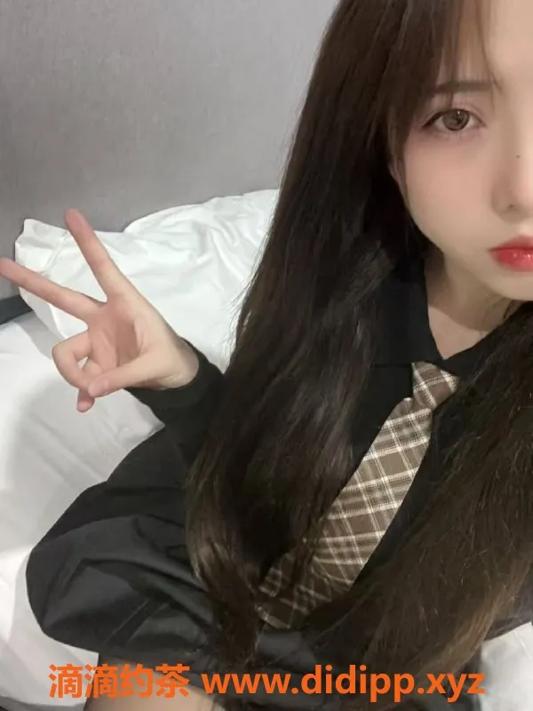 成都楼凤-武侯区韩兮沫，24岁大胸嫩妹，服务超赞！