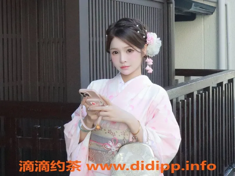 广州楼凤资源信息,天河小笨蛋，私聊只需2500p，超值服务等你来！