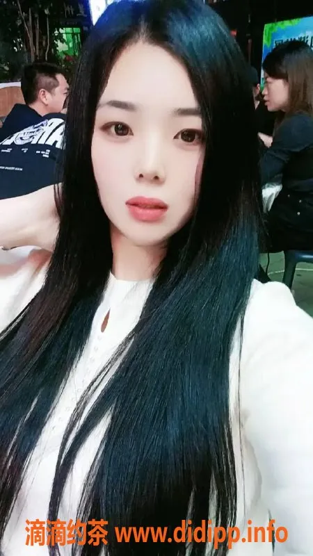 深圳楼凤-深圳罗湖迷人小妖精，绝对放心出击