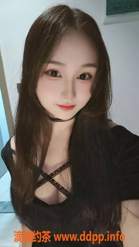 深圳楼凤-龙华欣宝，800元起双飞服务，尽享激情