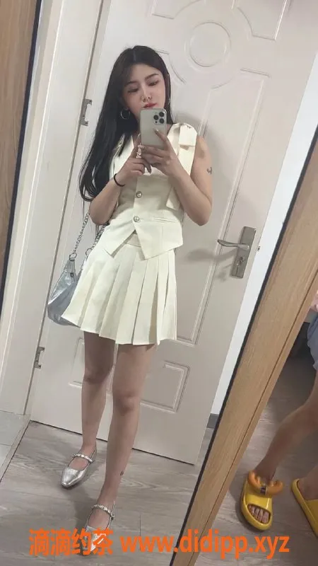 杭州楼凤资源信息,萧山区橙橙，700元服务，视频认证