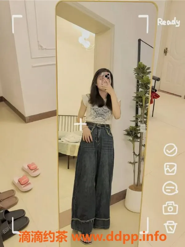 广州楼凤-广州小七·中越混血18岁，44kg，600元/次