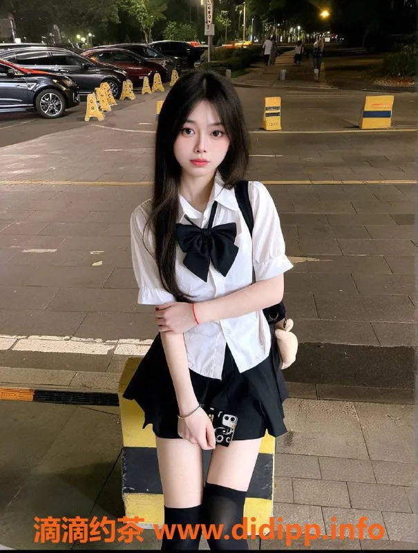 长沙楼凤-雨花区白开水 19岁163cm 45kg 口舌吻服务