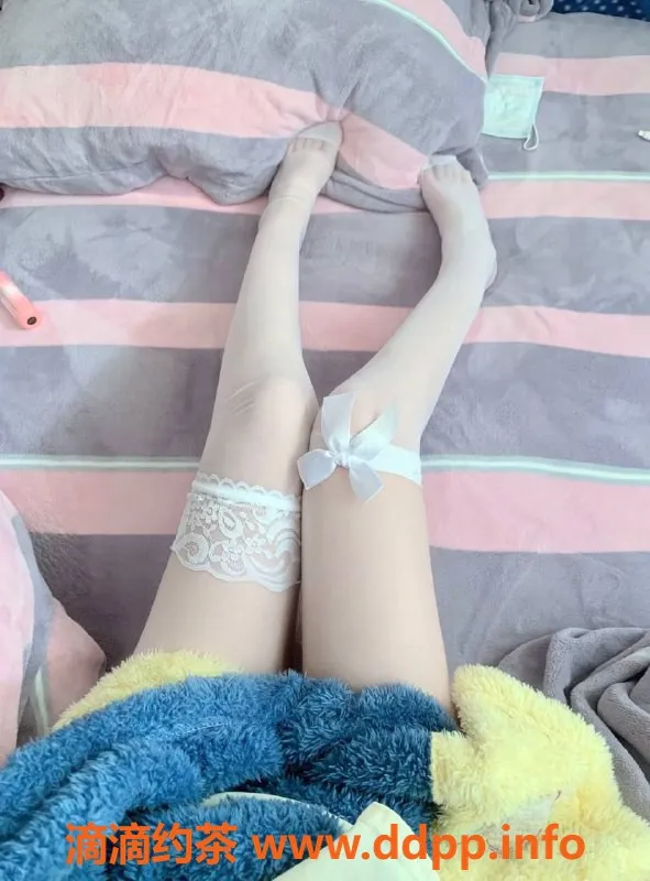 长沙楼凤资源信息,雨花区白开水 19岁163cm 45kg 口舌吻服务