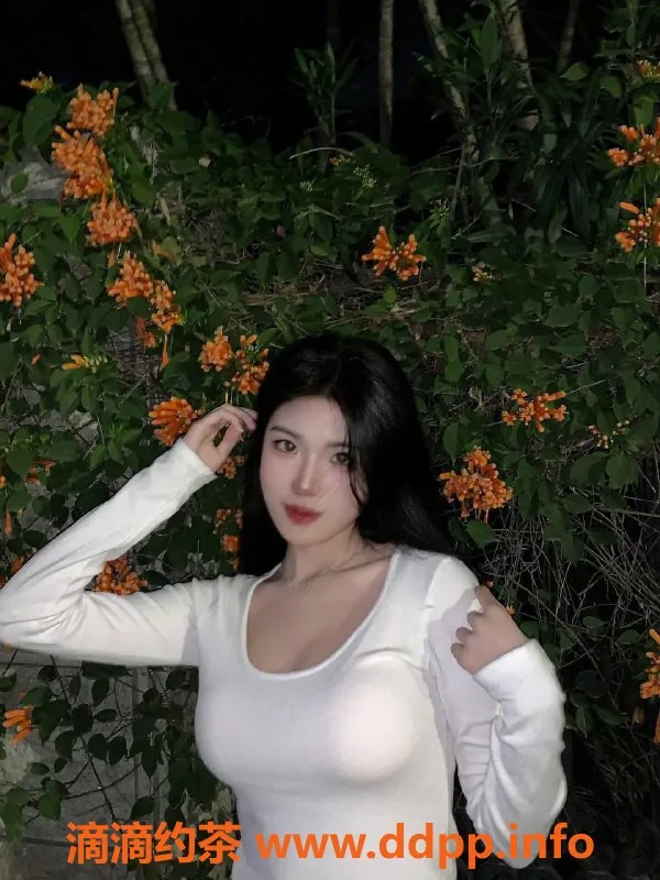 广州楼凤-越秀区芊芊，700元超值服务等你体验