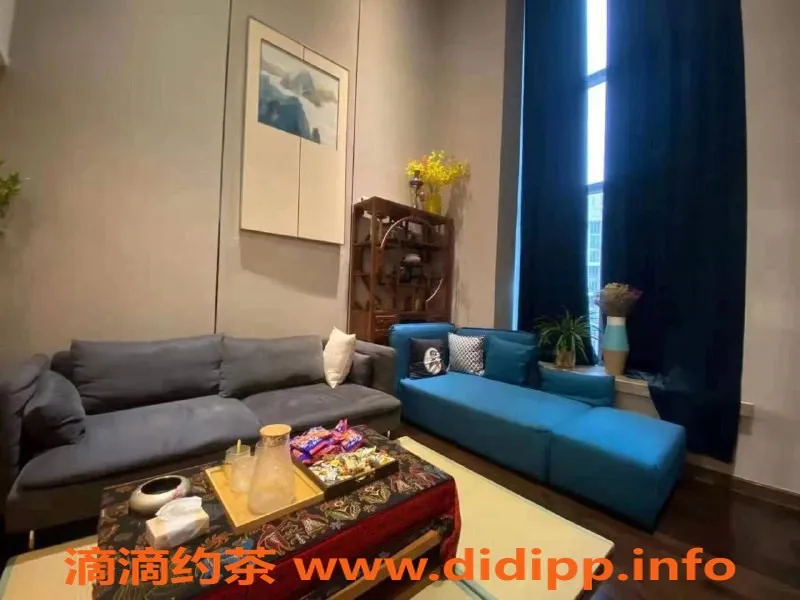 广州抓龙筋-天河珠江新城超长腿爆乳妹，92场抓龙筋服务