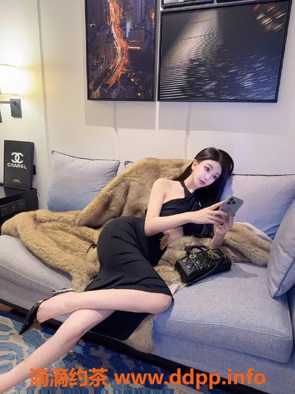 深圳楼凤-深圳福田林杉杉，24岁高挑御姐，108斤1800起
